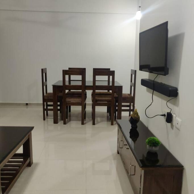 Kivi'S Kozy 2Bhk Luxurious Apartment Goa By Leela Homes Arpora Exterior foto